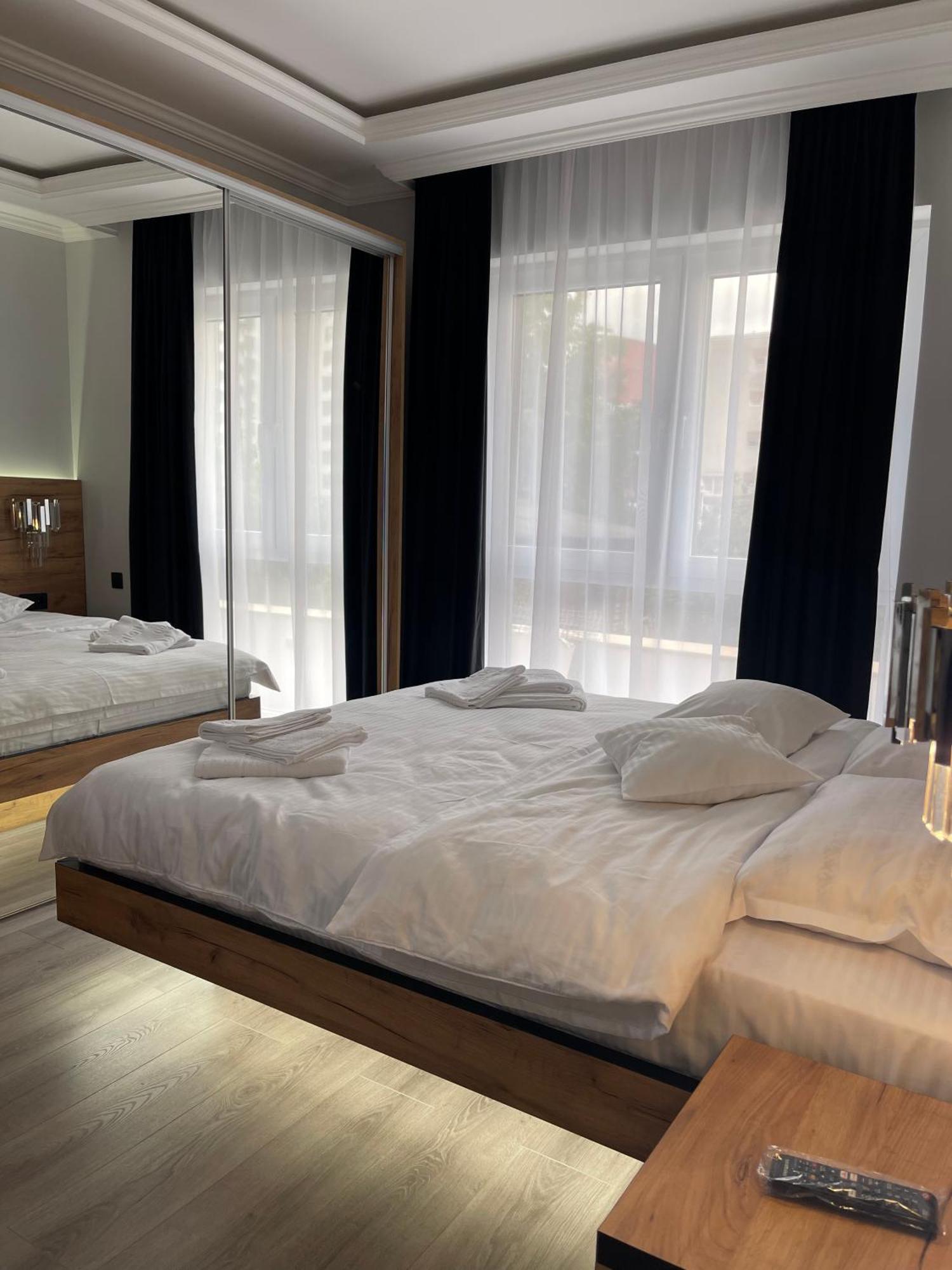 Prestige Suites - Cluj Luxury Extérieur photo